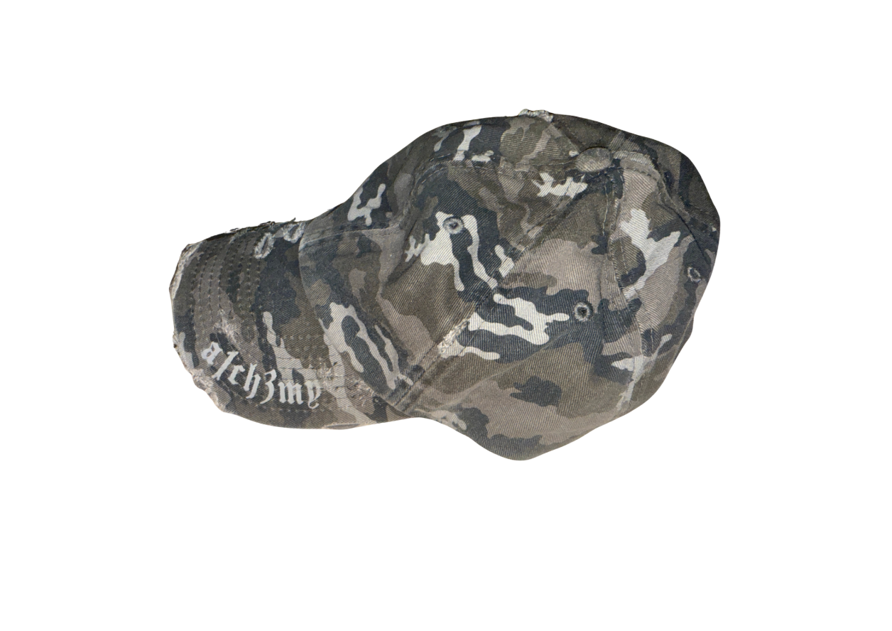 DISTRESSED CAMO CAP