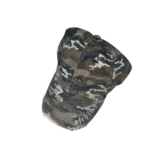 DISTRESSED CAMO CAP